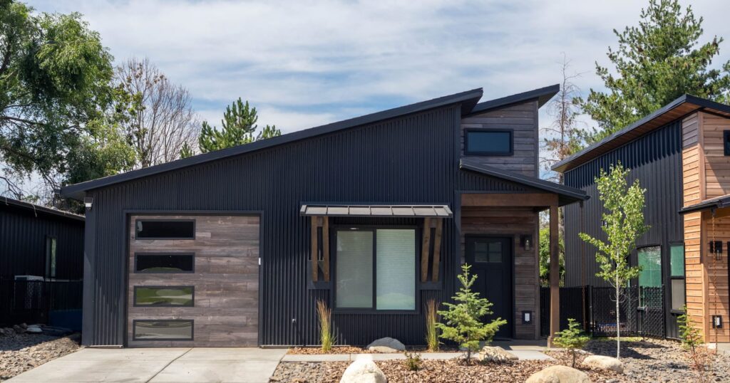 799 sq ft Cottage exterior in Idaho, one of the small house kits prefab buyers ask about most