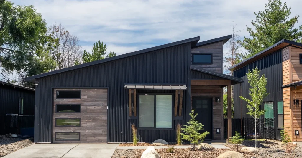 799 sq ft Cottage kit home exterior in Idaho, the cheapest home kit to build yourself from Kit Culture